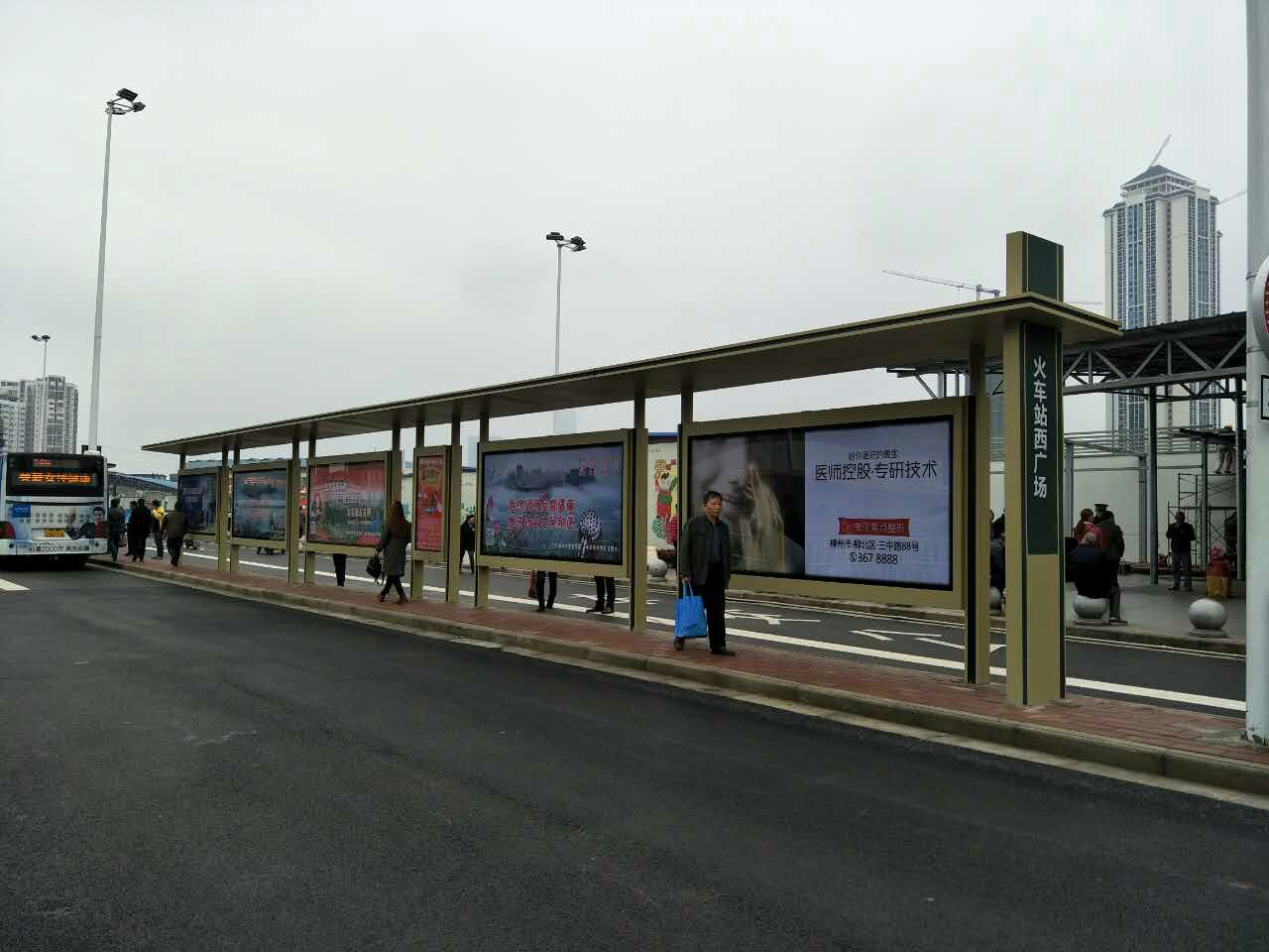 柳州候车亭发货图