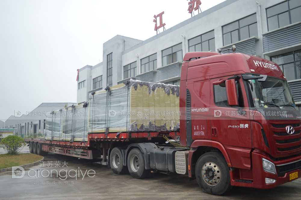 柳州公交候车亭