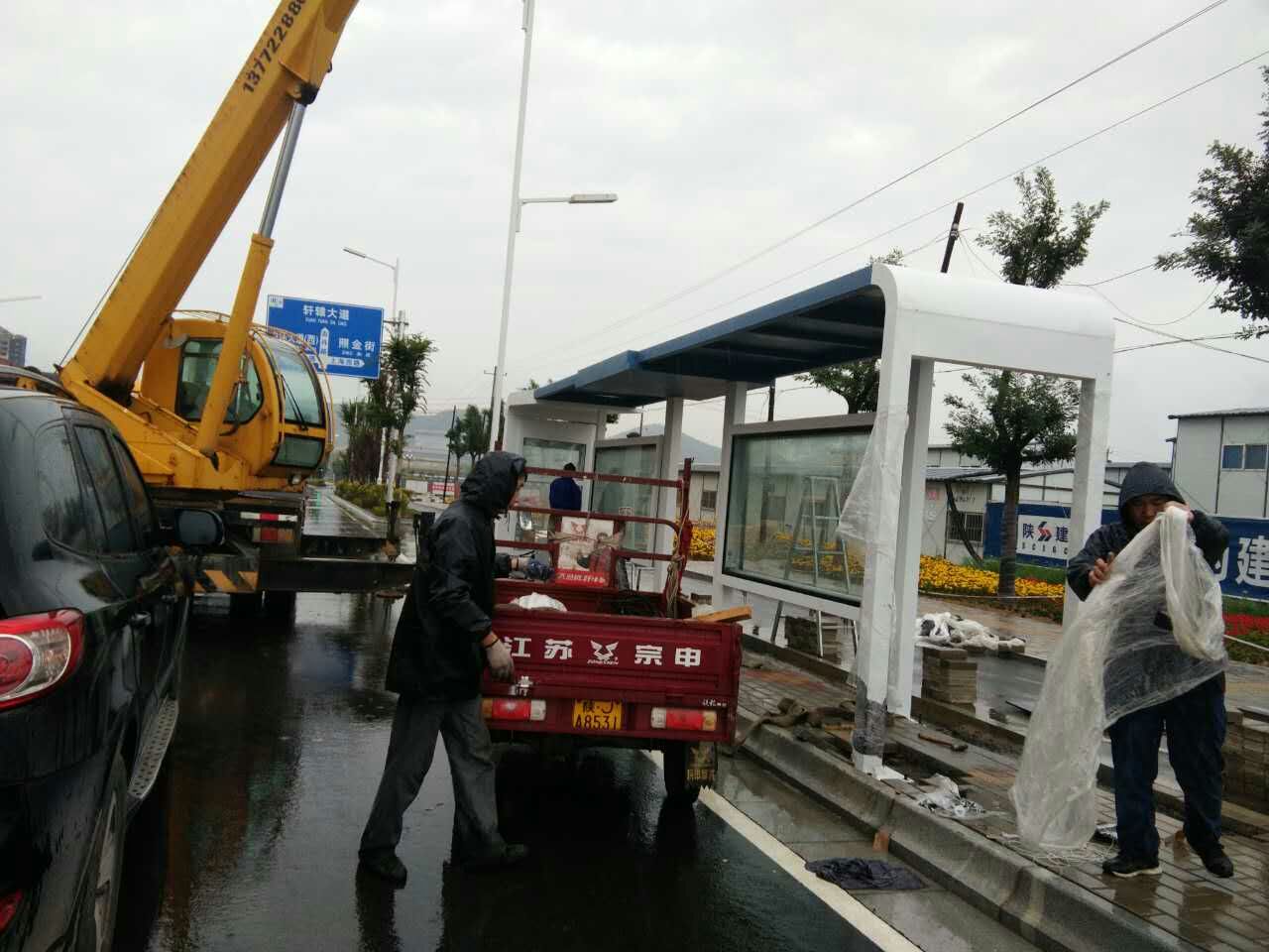 陕西延安公交候车亭发货