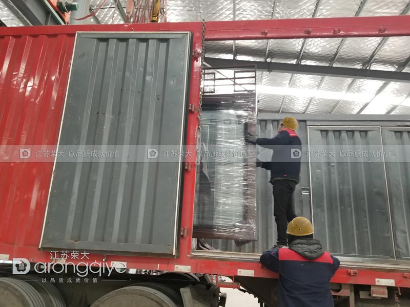 青岛公交候车亭