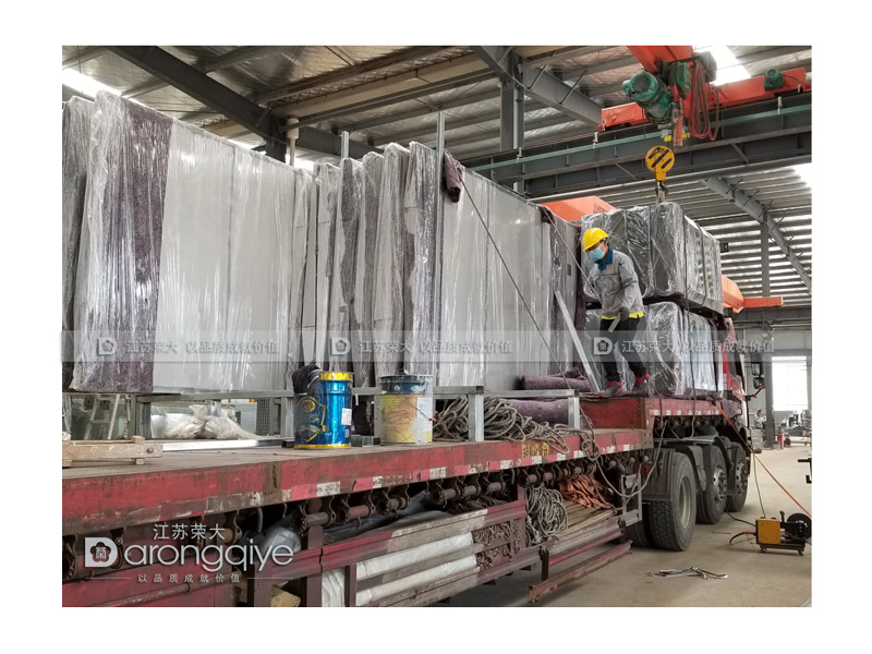 天津公交候车亭