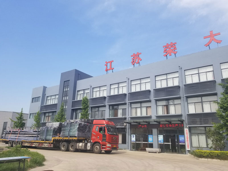 荣大候车亭厂家发往江苏第九批公交候车亭发货记录