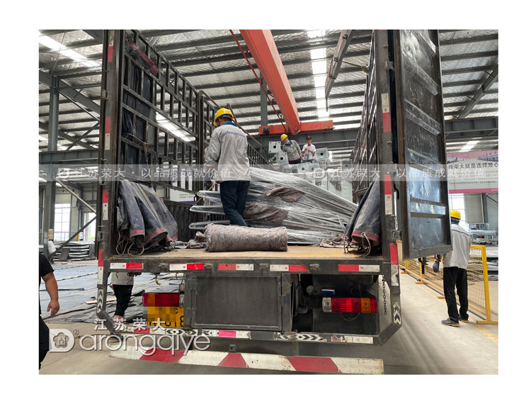 供应盐城现代候车亭发货案例配图二