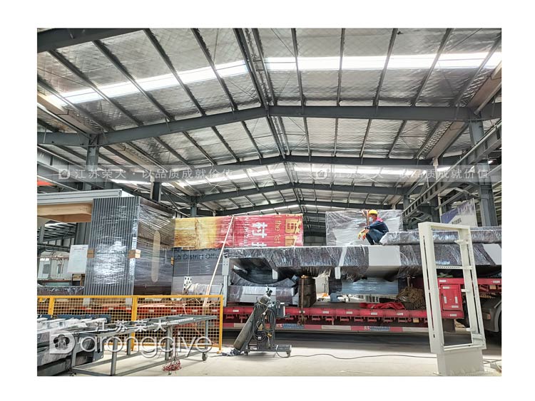 广东智能化候车亭发货第一批配图二