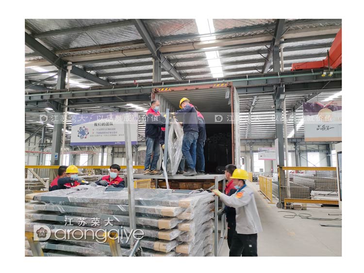 荣大公交候车亭出口案例配图二