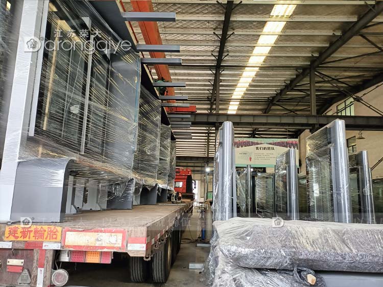 浙江智慧公交候车亭等待发车